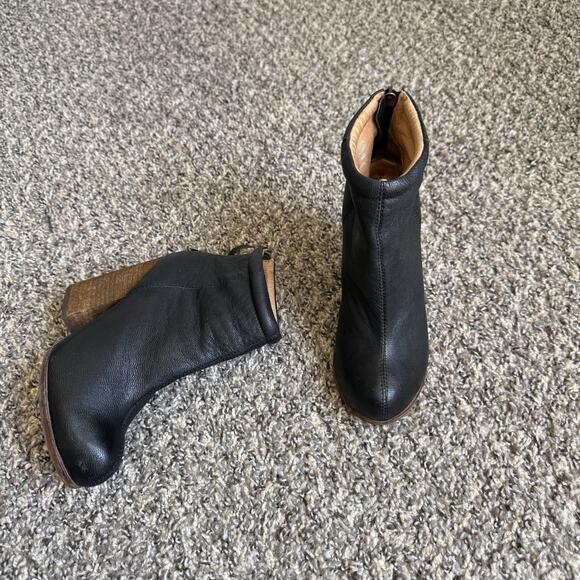 Jeffrey Campbell Rumble Ankle Boots 6 M Black Leather Stacked Block Heels Zip - Picture 1 of 8
